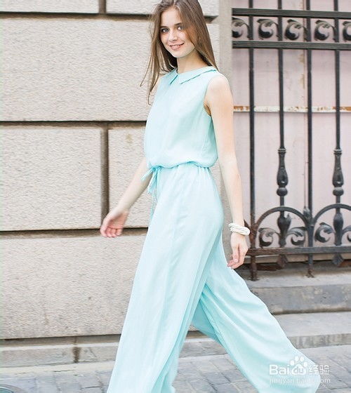 6月簡約出行 連體褲盡顯摩登時尚風(fēng)采